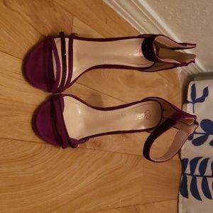 Purple like stilettos shoes